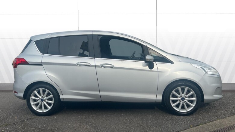 Ford B-MAX 1.0 EcoBoost 125 Titanium Navigator 5dr Petrol Hatchback